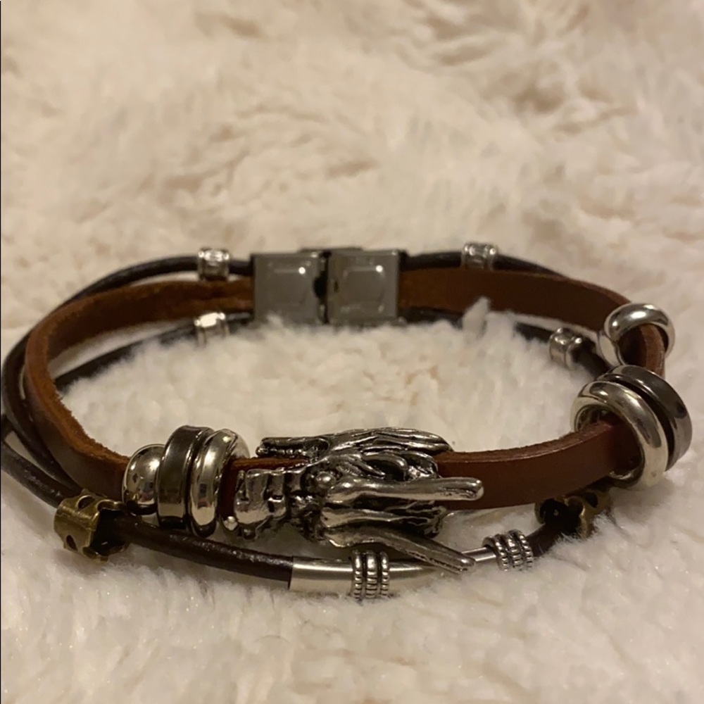 Bracelet